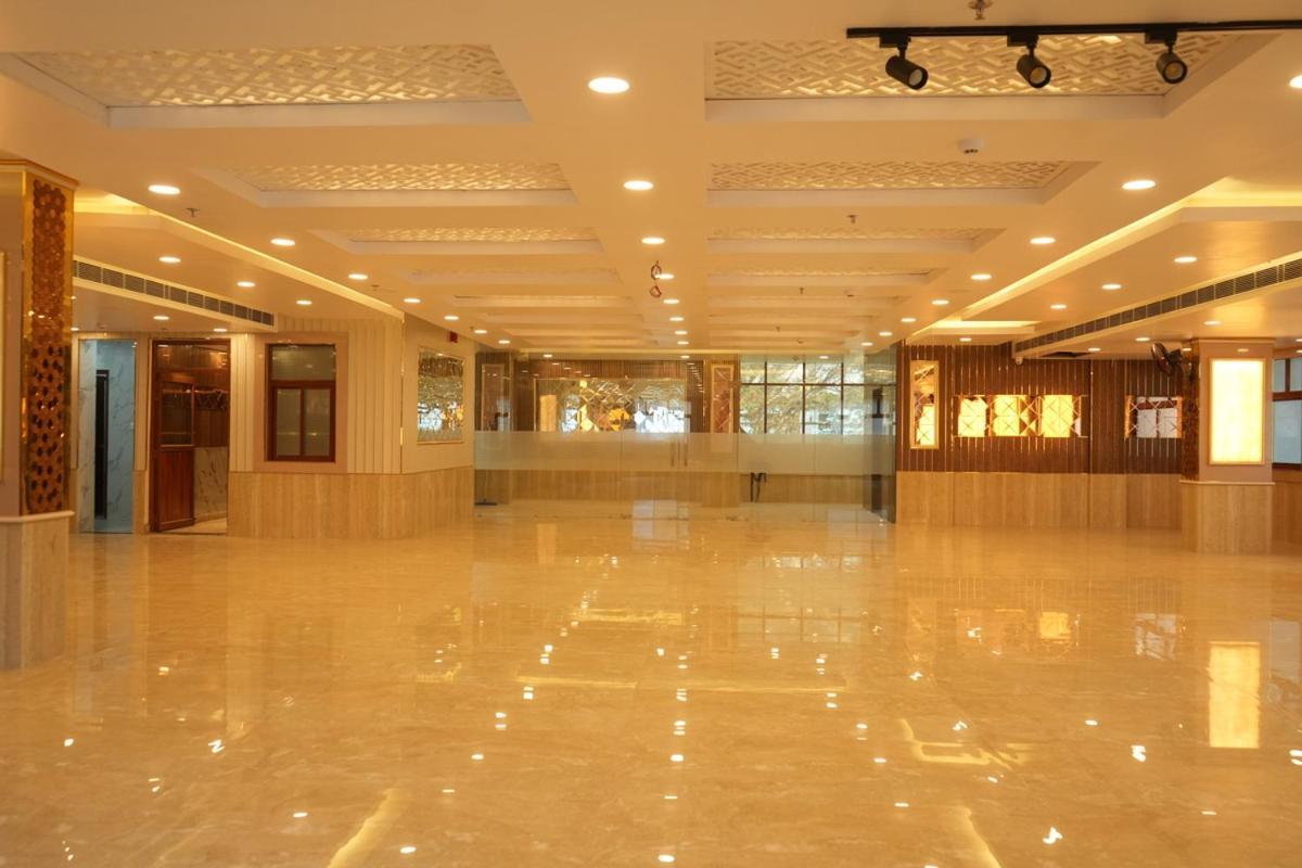 Hotel Golden Palace Lucknow Exterior foto