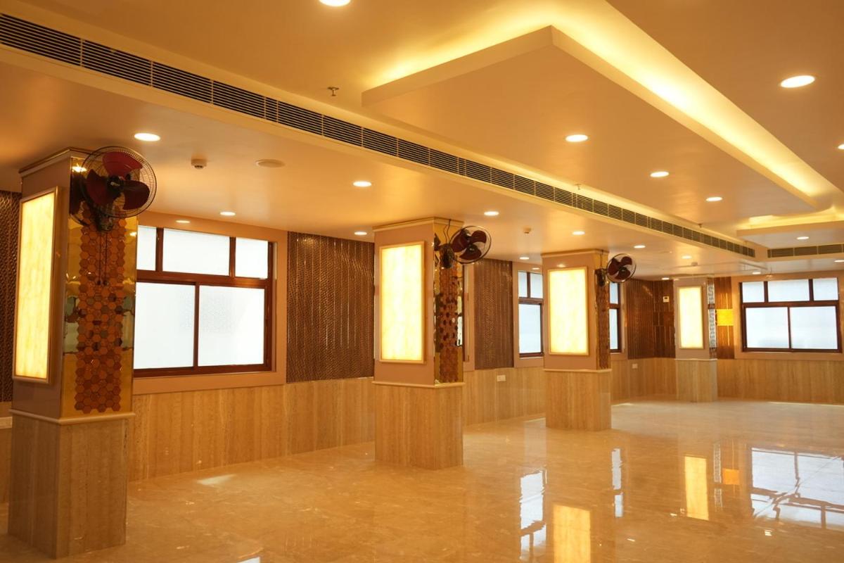 Hotel Golden Palace Lucknow Exterior foto